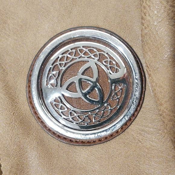 Irish Celtic Knot Vinyl Shoulder Purse - Picture 2 of 7